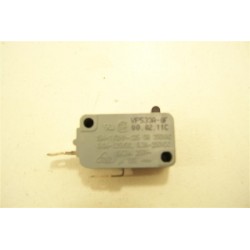 HAIER HR-6756T n°18 Switch VP533A pour four a micro-ondes 