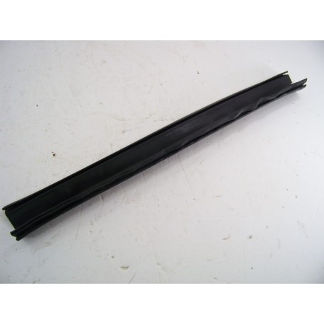 INDESIT IDL420FR.C N°42 Joint de bas de porte pour lave vaisselle