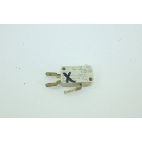 263410024 LEISURE CK90F324R n°32 Contacteur de porte de four pour cuisinière piano d'occasion